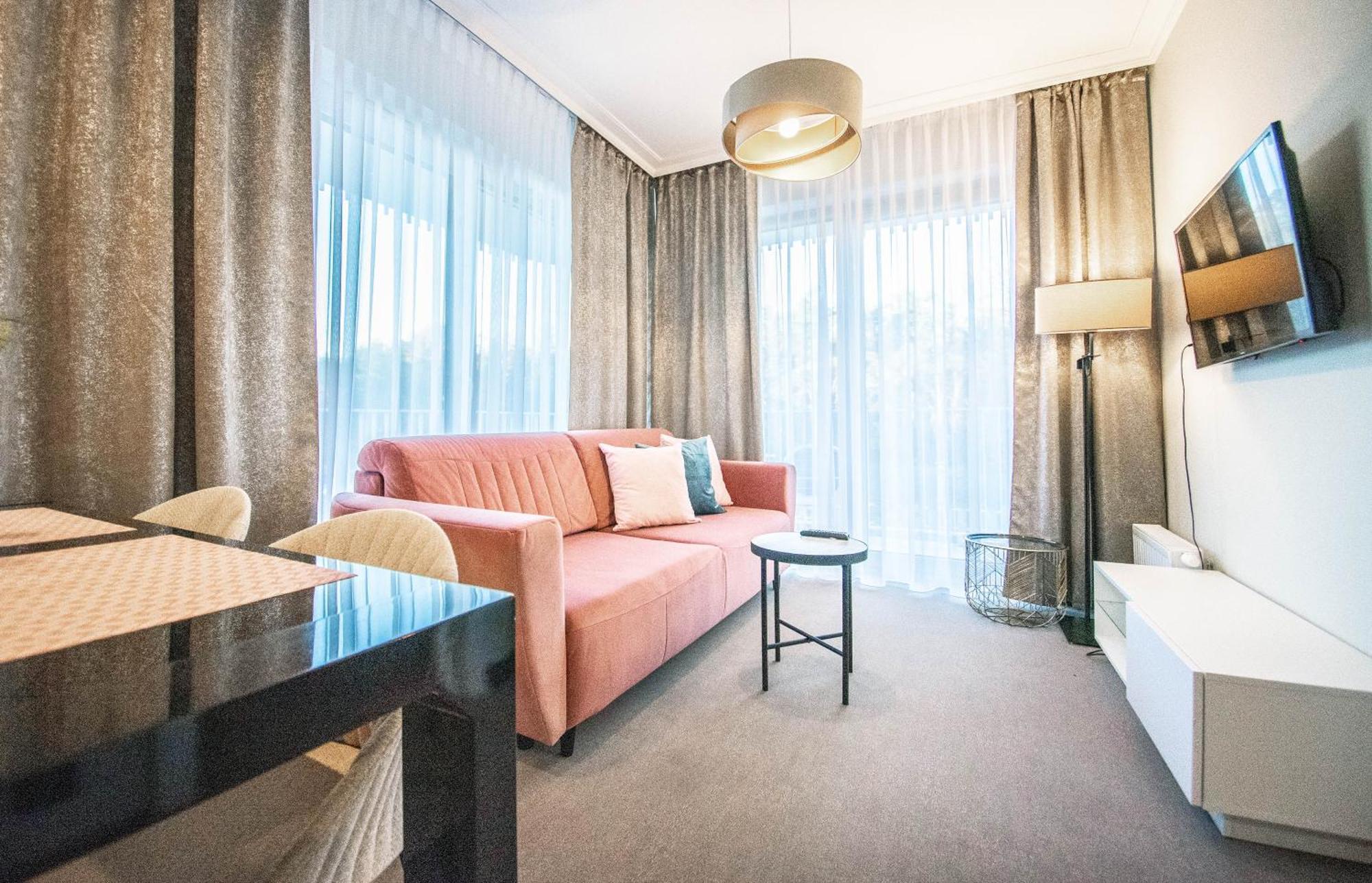 Apartamenty Na Wyspie - Albus & Rubus - Parking ชวีโนวิชแจ ภายนอก รูปภาพ