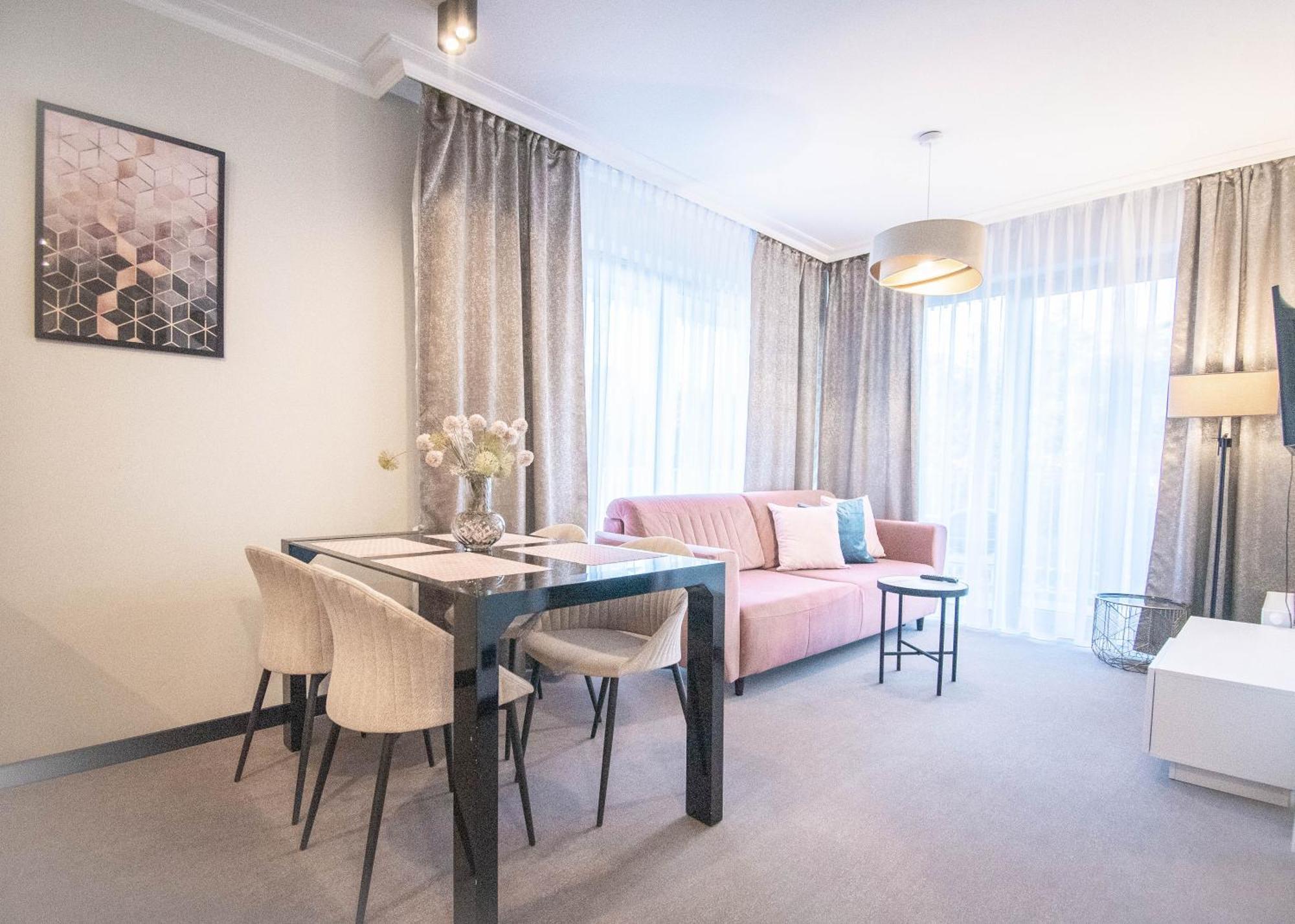 Apartamenty Na Wyspie - Albus & Rubus - Parking ชวีโนวิชแจ ภายนอก รูปภาพ